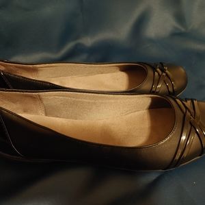 Life Stride Black Flats 11W